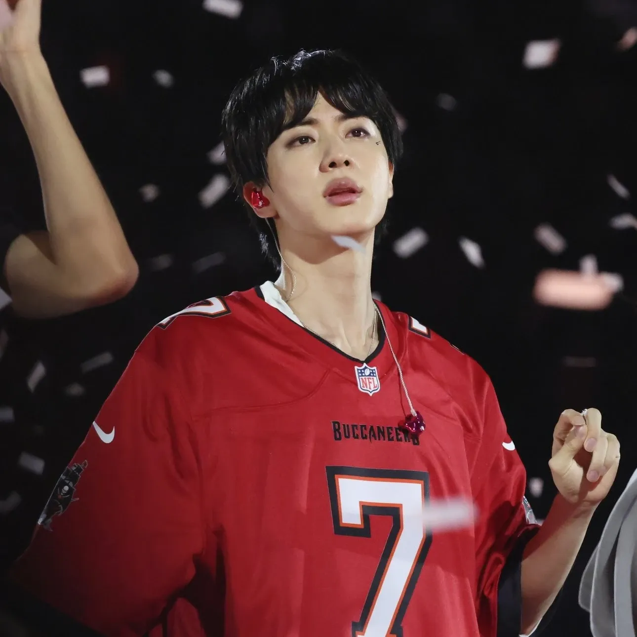 진 (방탄소년단)의 최신 사진