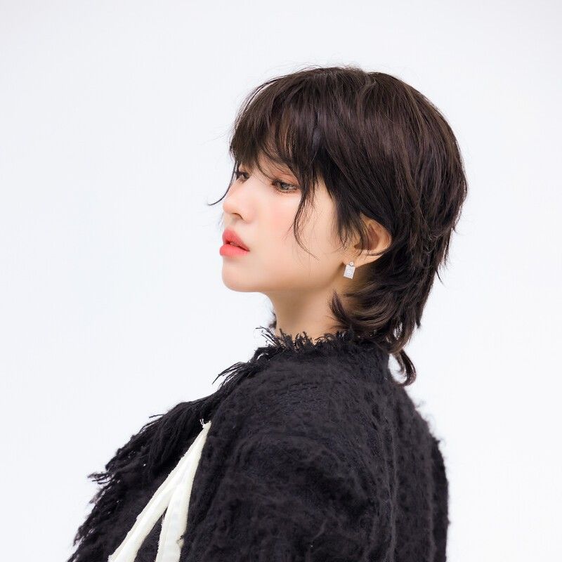 Behind-the-scenes cut of Soyeon (i-dle)