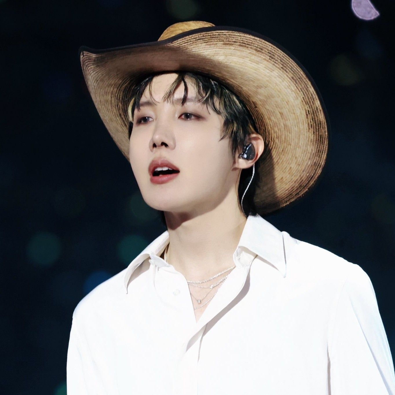 제이홉 (방탄소년단)의 비하인드 컷