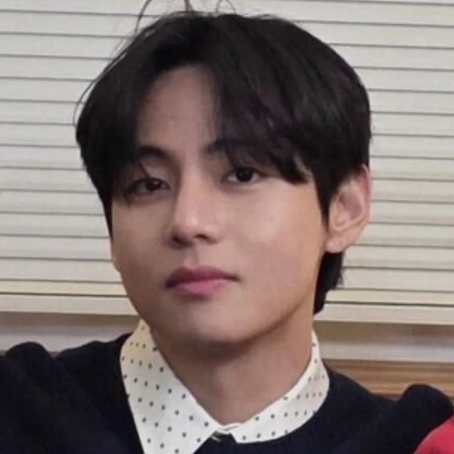 Recent activity shot of V (BTS)