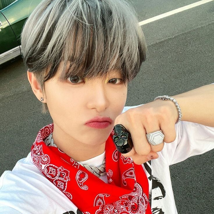 Latest photo of Jihoon (TREASURE)