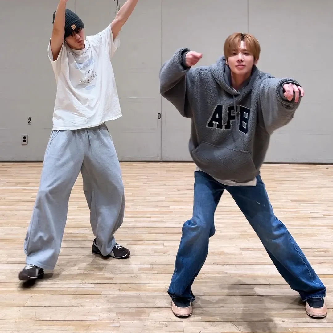 テヒョン (TOMORROW X TOGETHER)の最近の活動写真