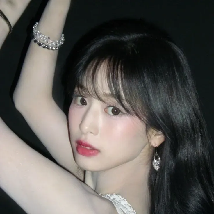 Behind-the-scenes cut of Ahyeon (BABYMONSTER)