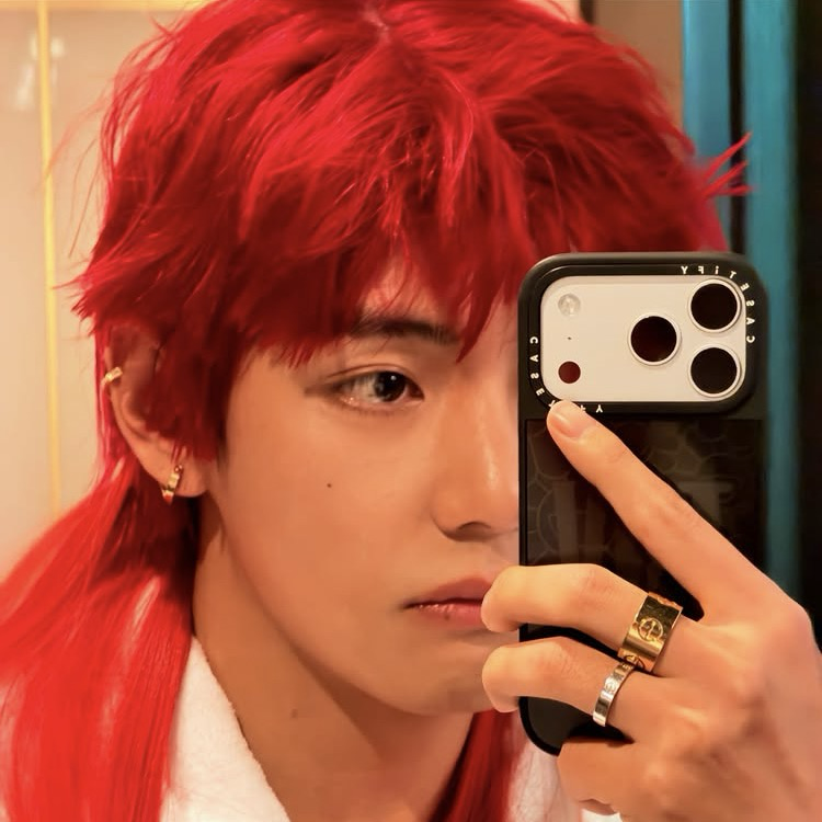 Recent activity shot of V (BTS)