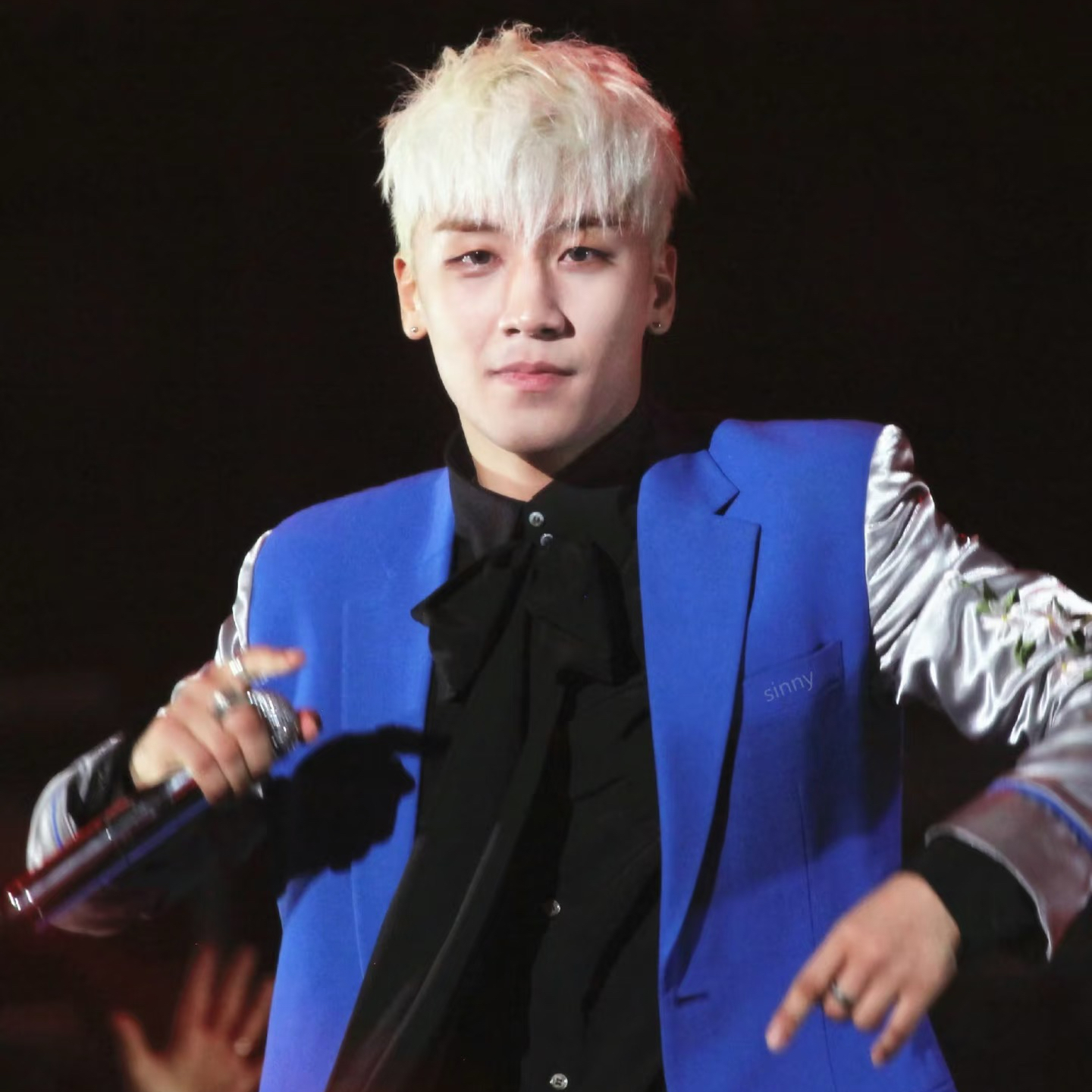 A moment captured by Seungri's fan