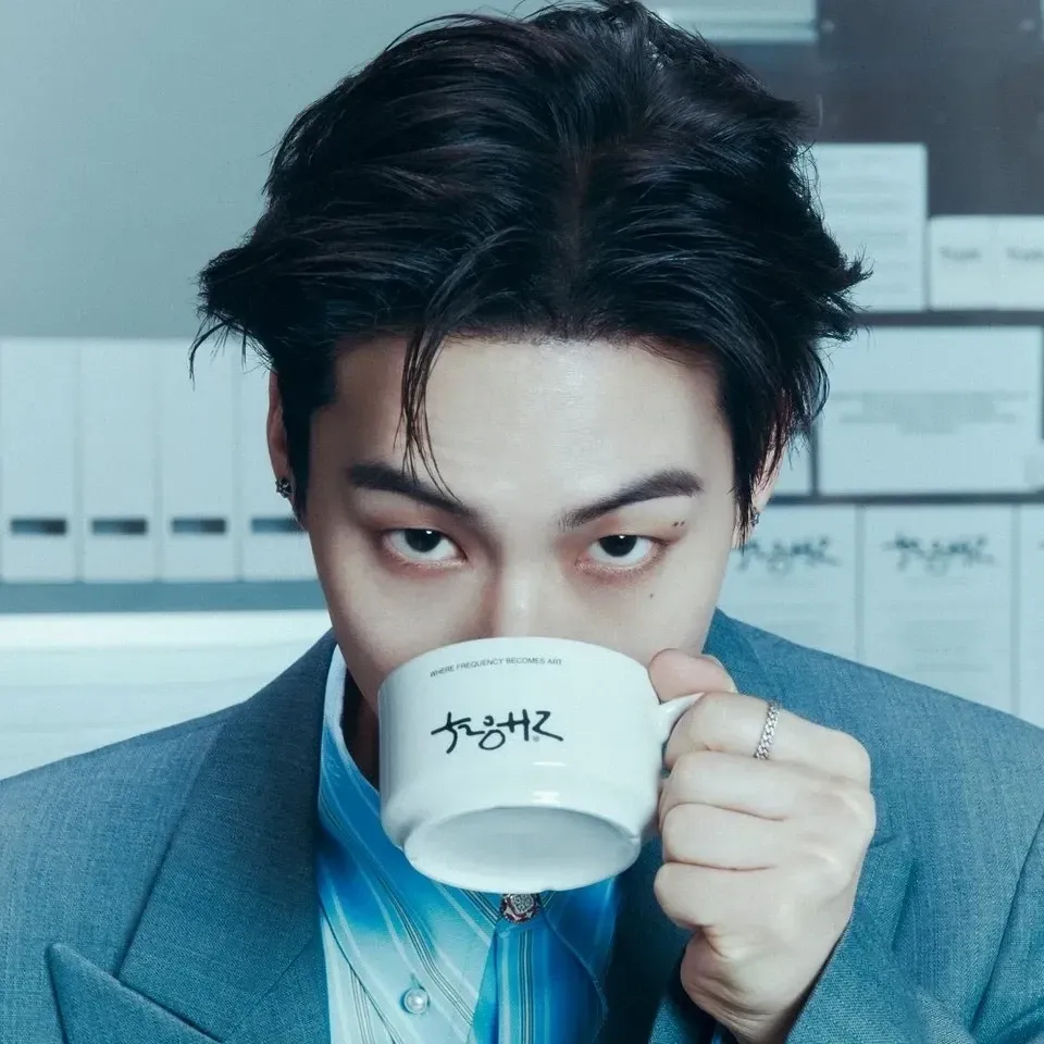 Behind-the-scenes cut of JAY B (GOT7)