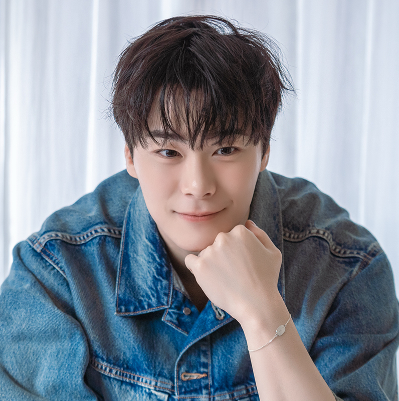 Latest photo of Moonbin (ASTRO)