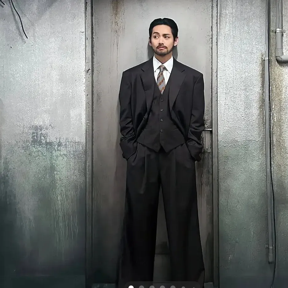 A moment captured by V (BTS)'s fan