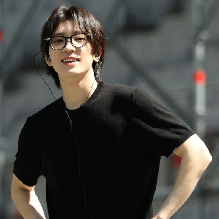 Behind-the-scenes cut of Wonwoo (SEVENTEEN)