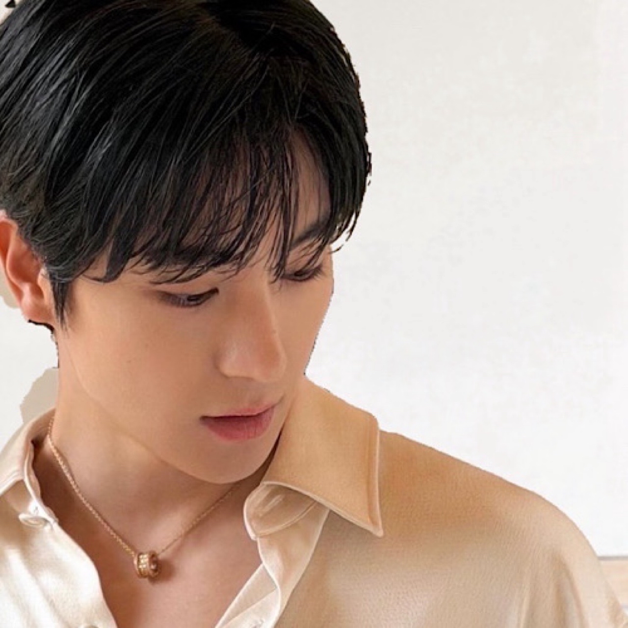 Behind-the-scenes cut of Hyunjae (THE BOYZ)
