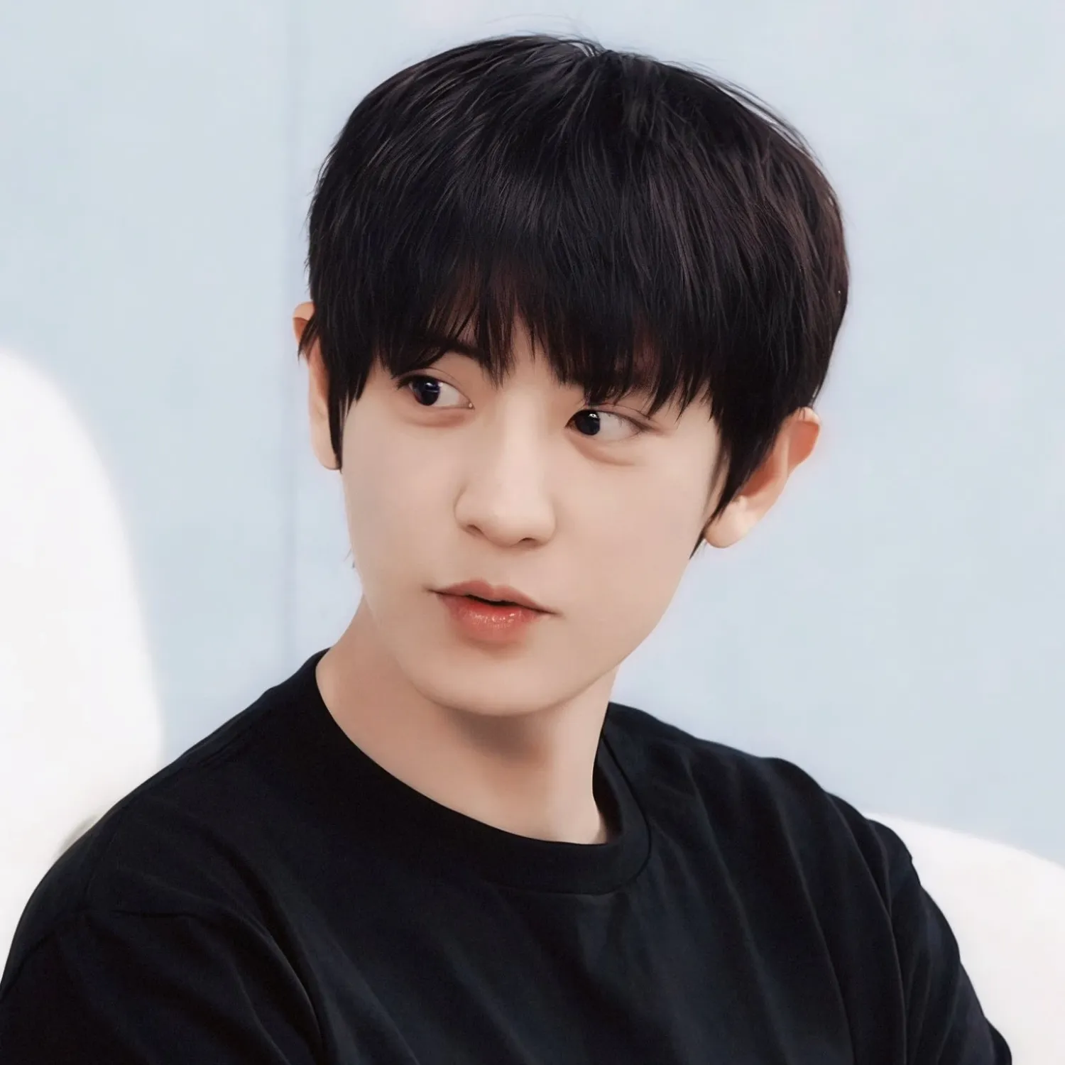 Foto aktivitas terbaru Chanyeol (EXO)