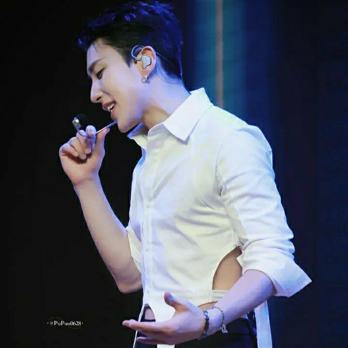 Behind-the-scenes cut of Jongup (B.A.P)