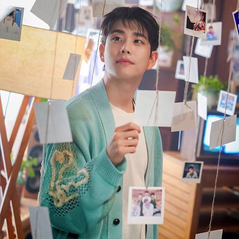 Behind-the-scenes cut of MJ (ASTRO)