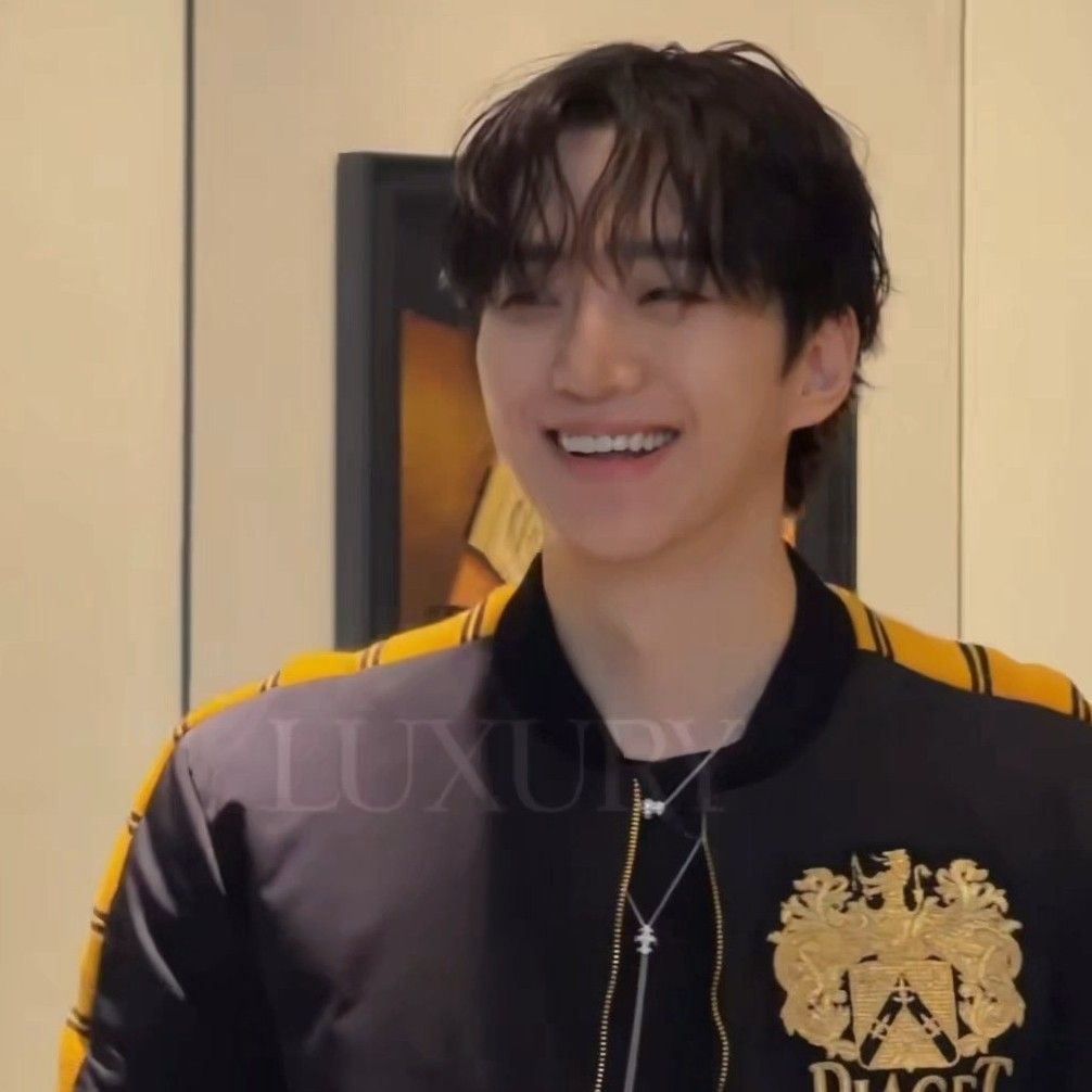 Behind-the-scenes cut of Junho (2PM)