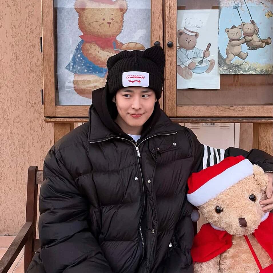 Behind-the-scenes cut of Choi Byungchan