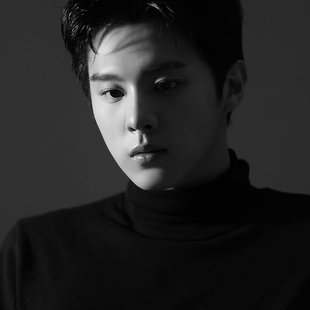 김우석 최근 활동샷