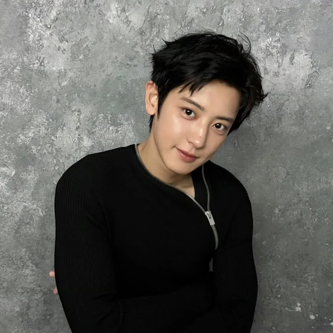 찬열 (EXO)의 최신 사진