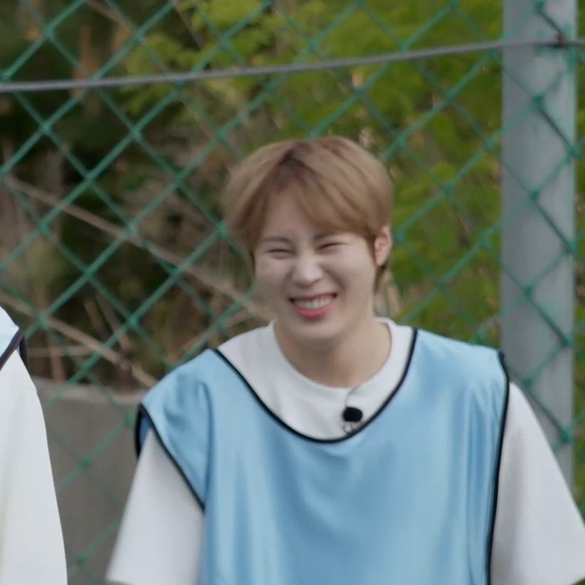 Behind-the-scenes cut of Ha Sungwoon