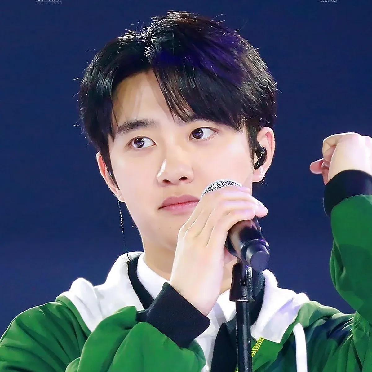 Momen yang diabadikan oleh penggemar D.O. (EXO)
