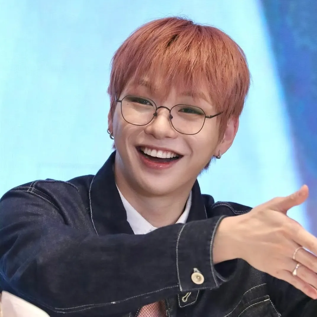 강다니엘의 최신 사진