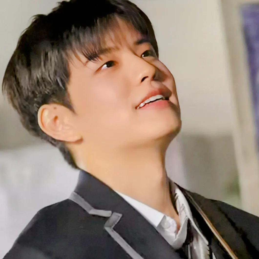Behind-the-scenes cut of Seungmin (Stray Kids)