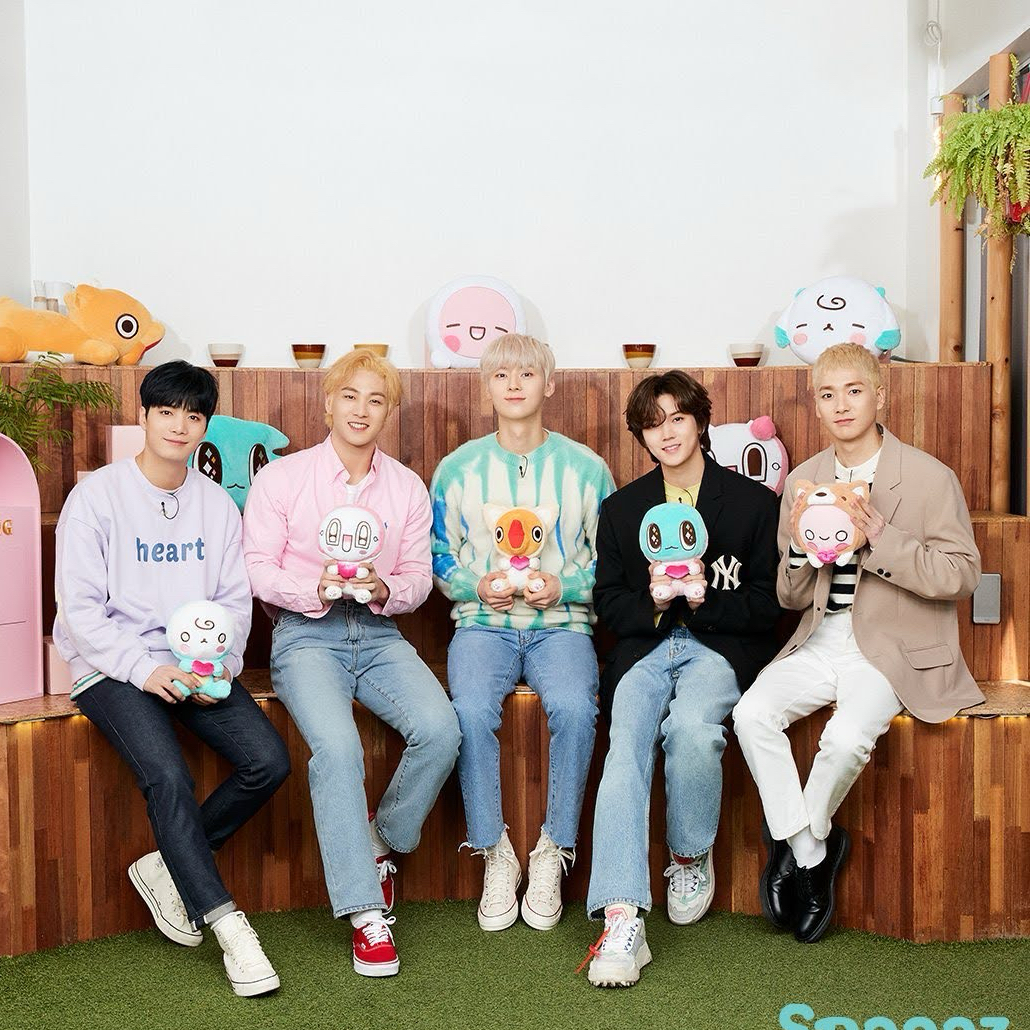 A moment captured by NU'EST's fan