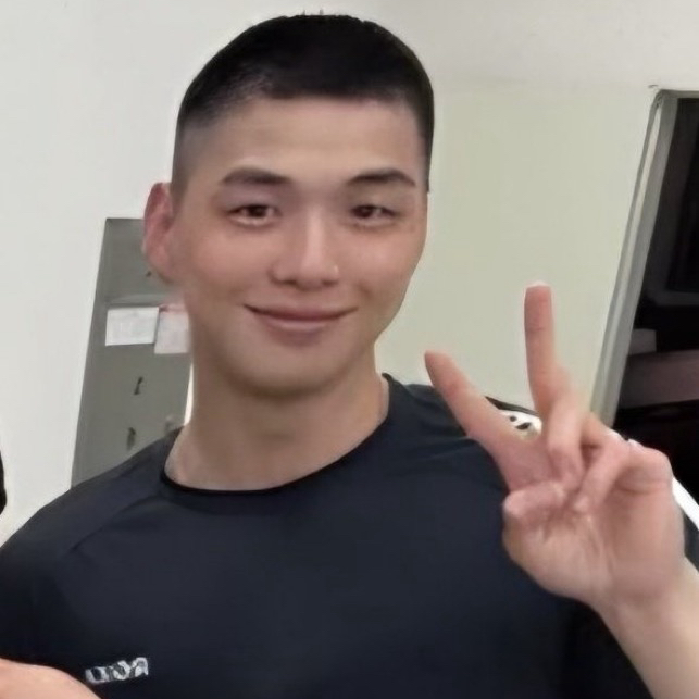 Foto aktivitas terbaru Kang Daniel
