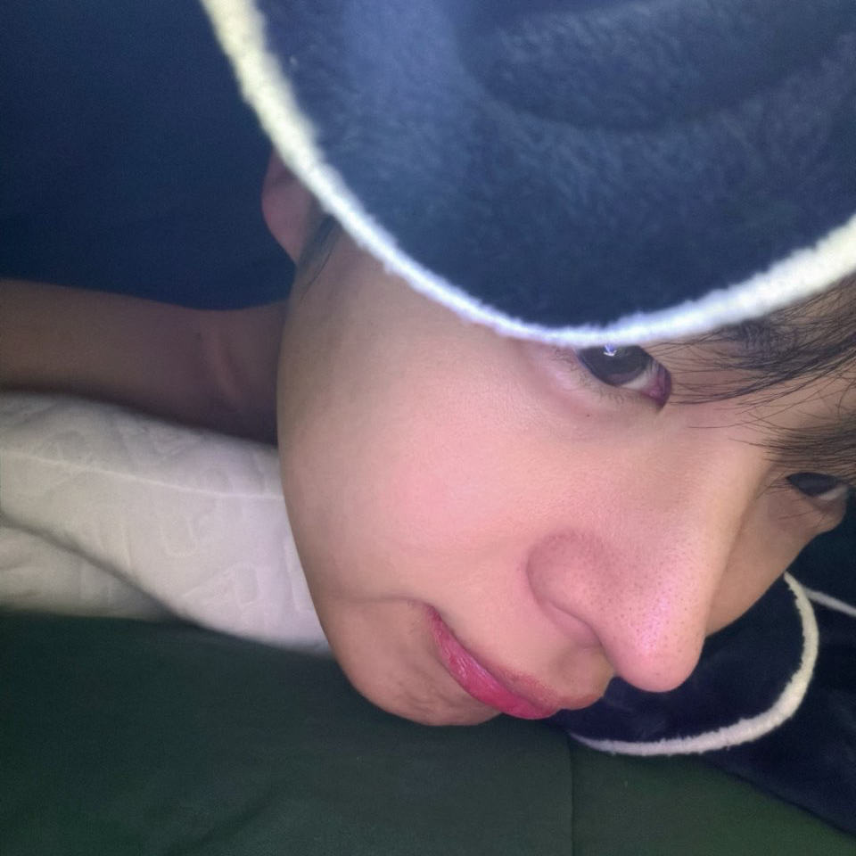 A moment captured by Choi Byungchan's fan