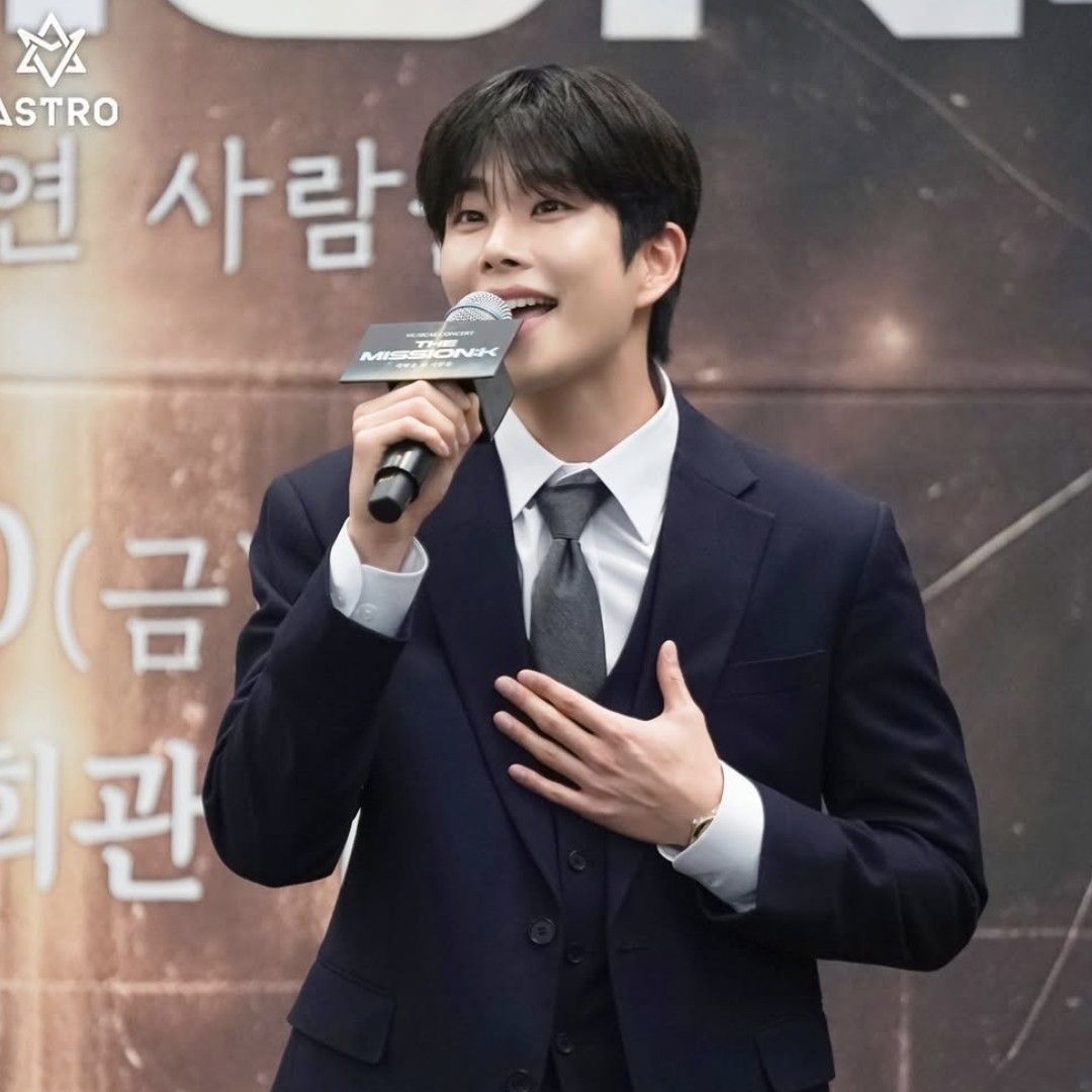 Latest photo of MJ (ASTRO)