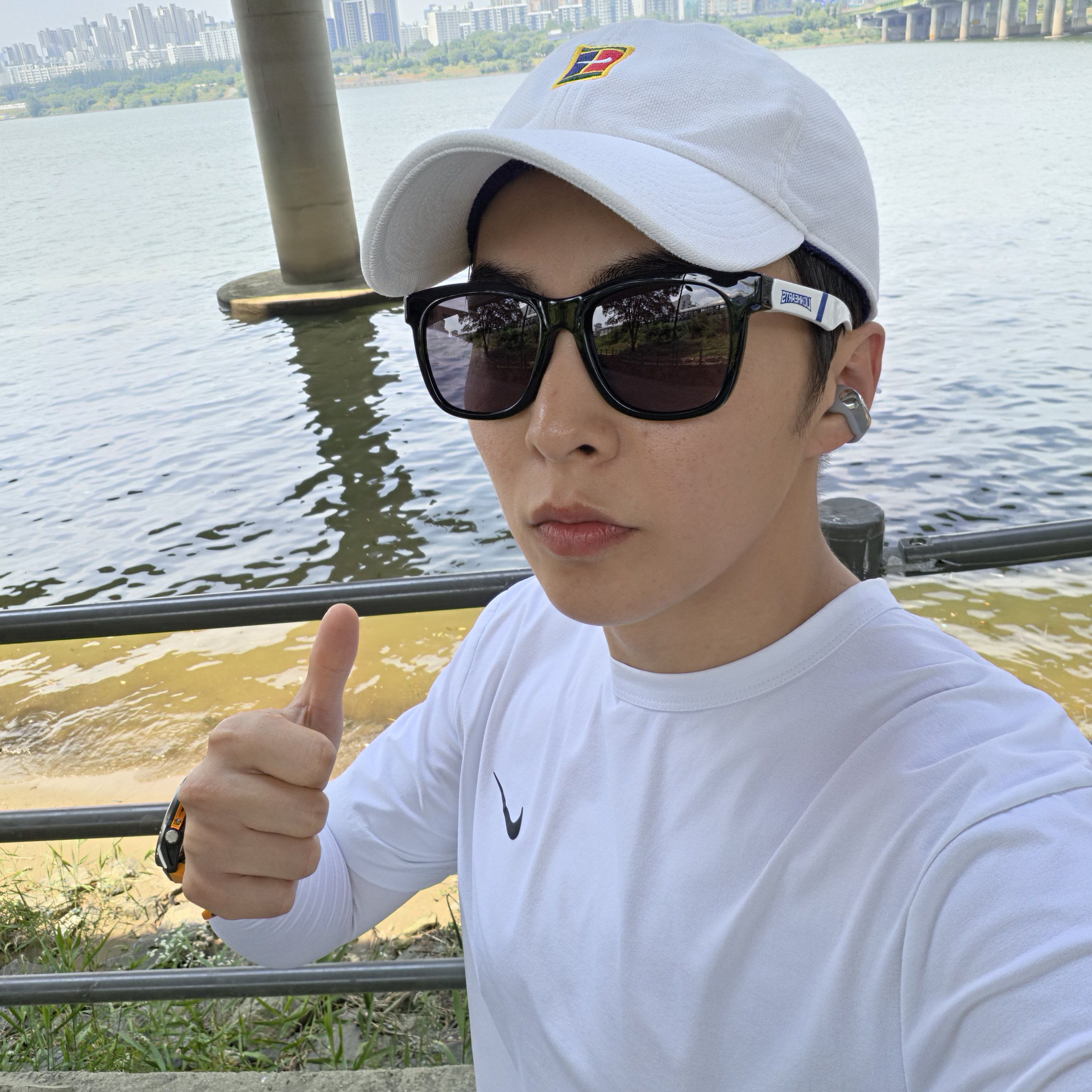 A moment captured by Xiumin (EXO)'s fan