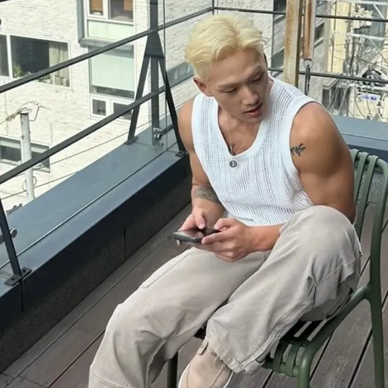 백호의 최신 사진