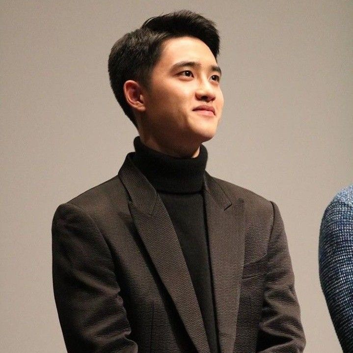 Foto aktivitas terbaru D.O. (EXO)
