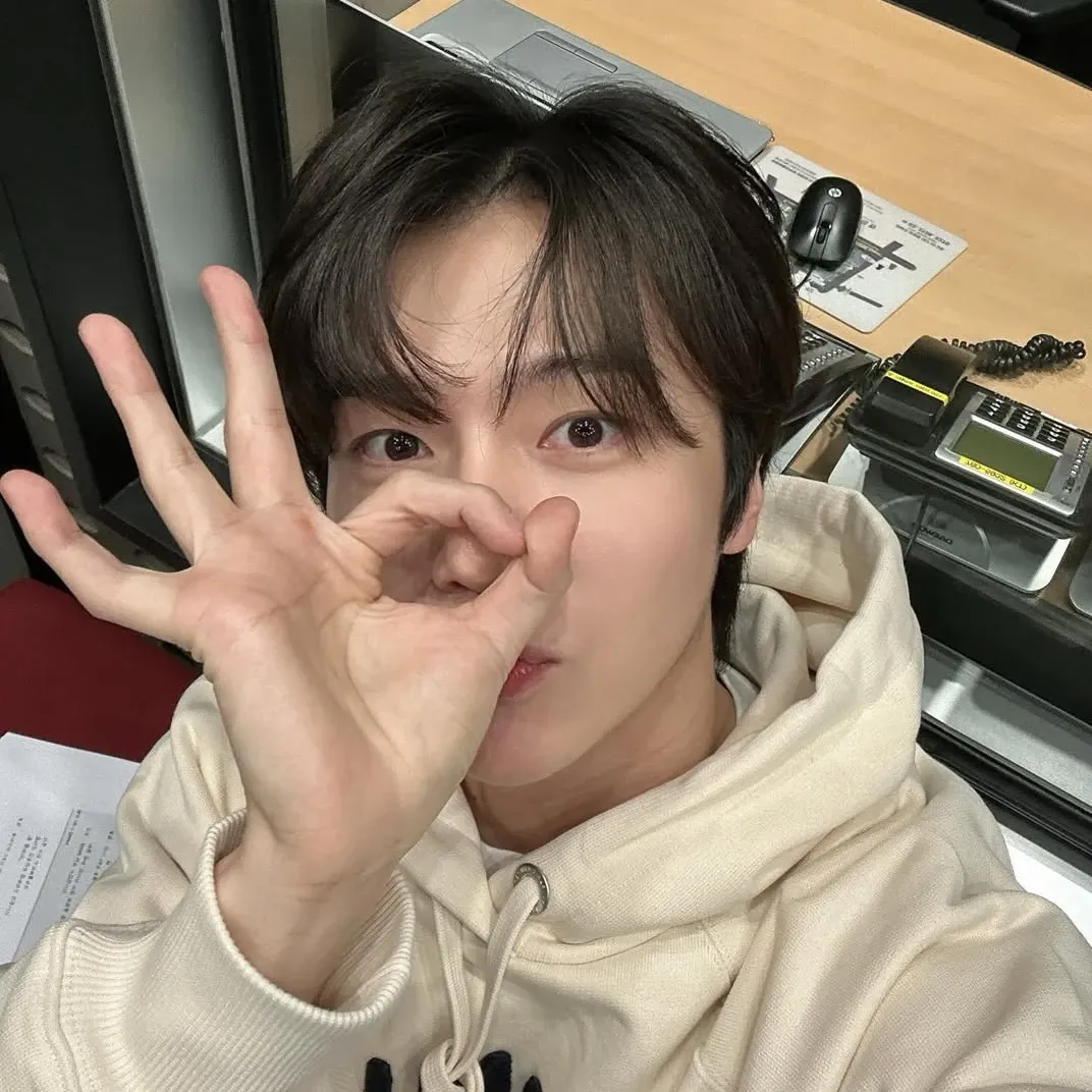 珍虎 (PENTAGON)的幕后花絮