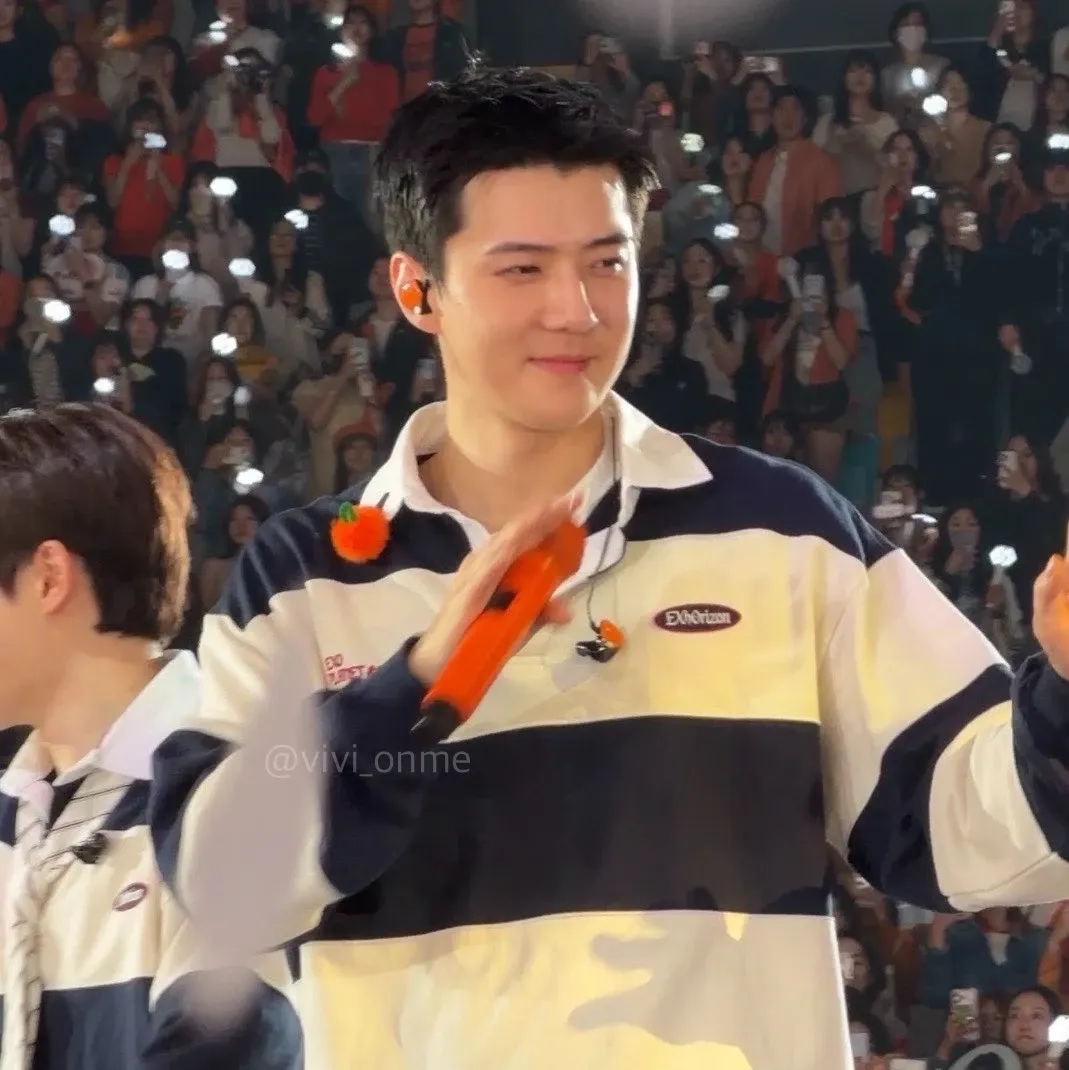 세훈 (EXO)의 최신 사진