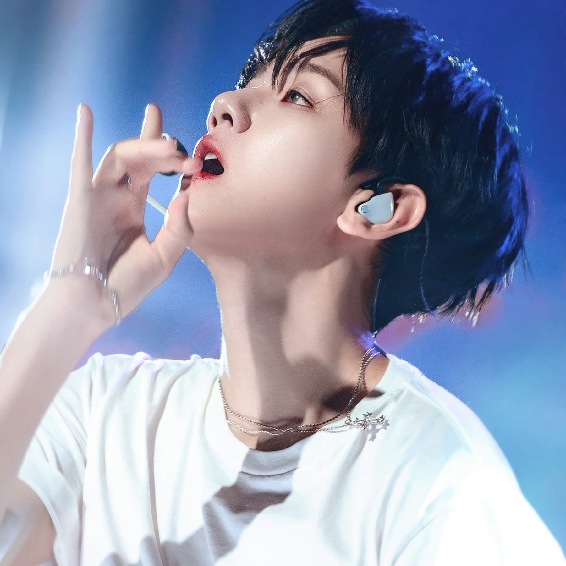 ベクヒョン (EXO)の舞台裏ショット