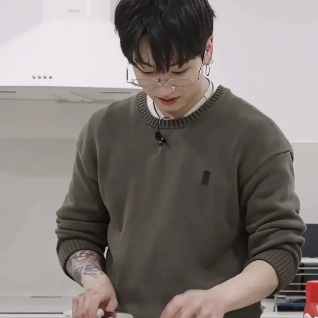 Momen yang diabadikan oleh penggemar Jungkook (BTS)