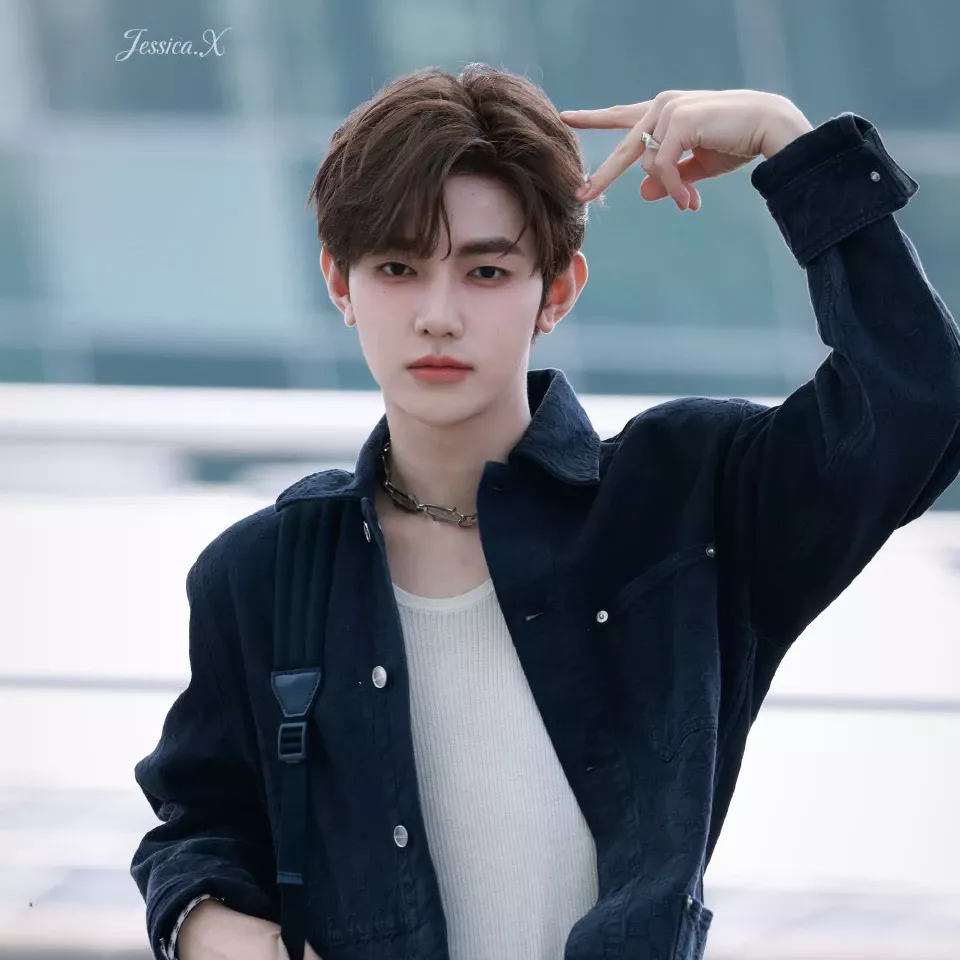 Latest photo of Zhang Hao