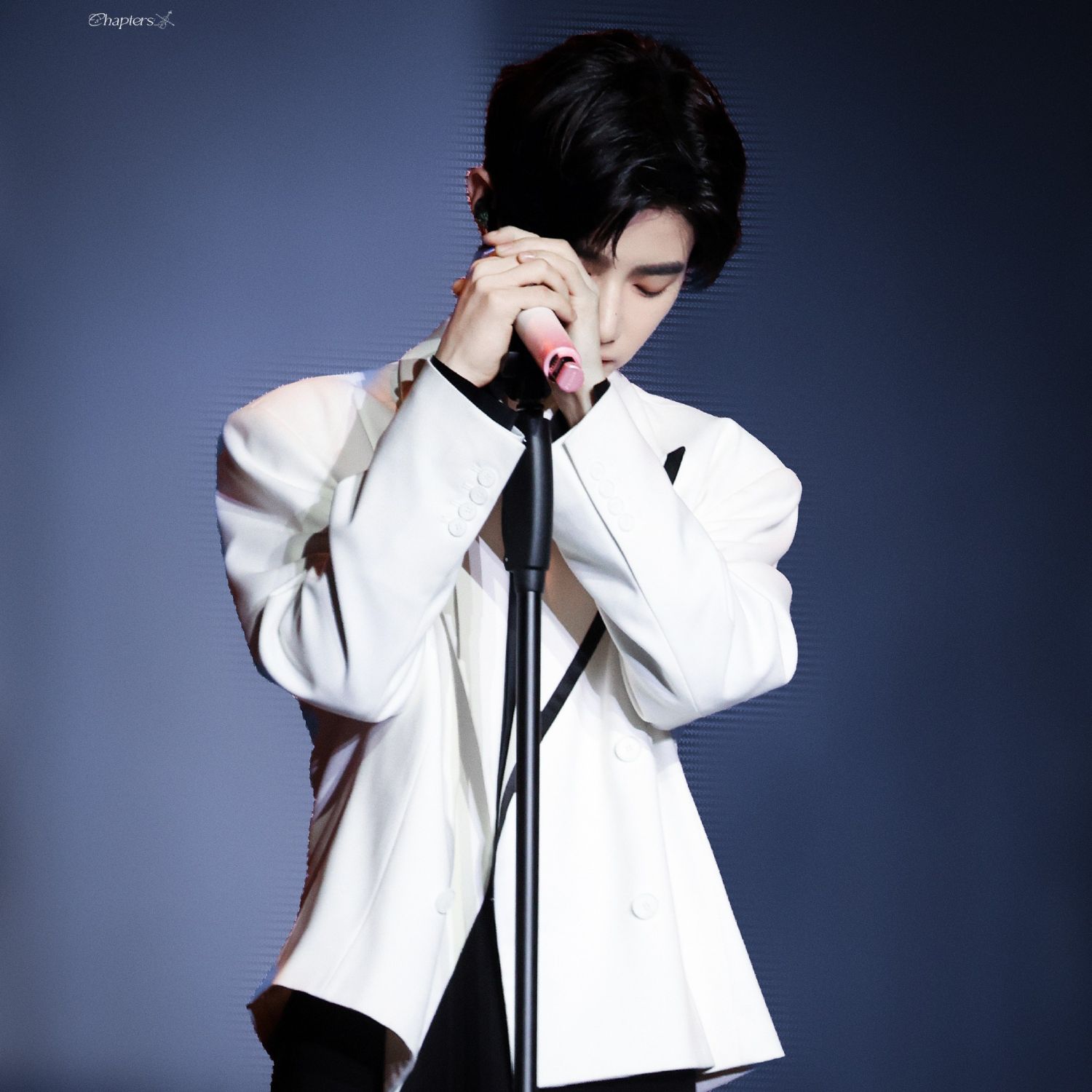 A moment captured by Zhang Hao (ZEROBASEONE)'s fan