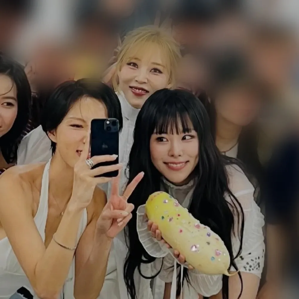 Recent activity shot of MAMAMOO