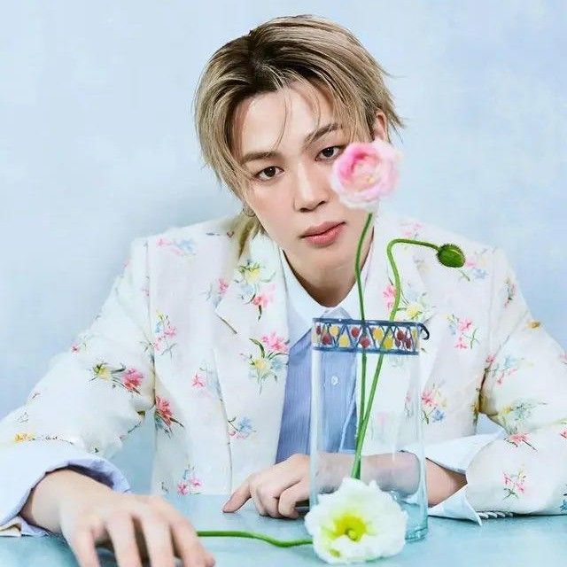 智旻 (防彈少年團)的最新活動照片