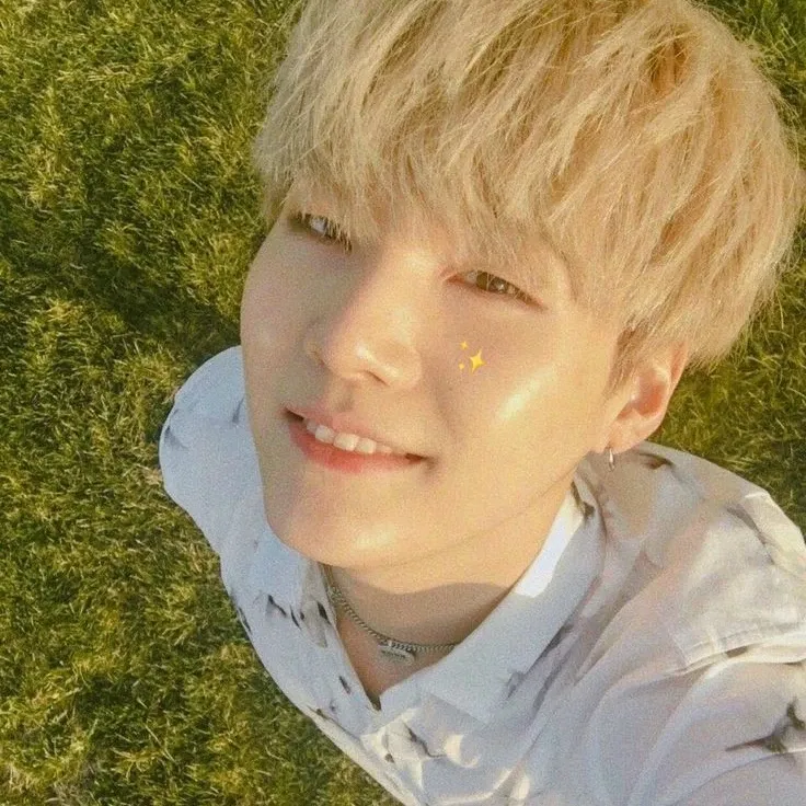 슈가 (방탄소년단)의 최신 사진