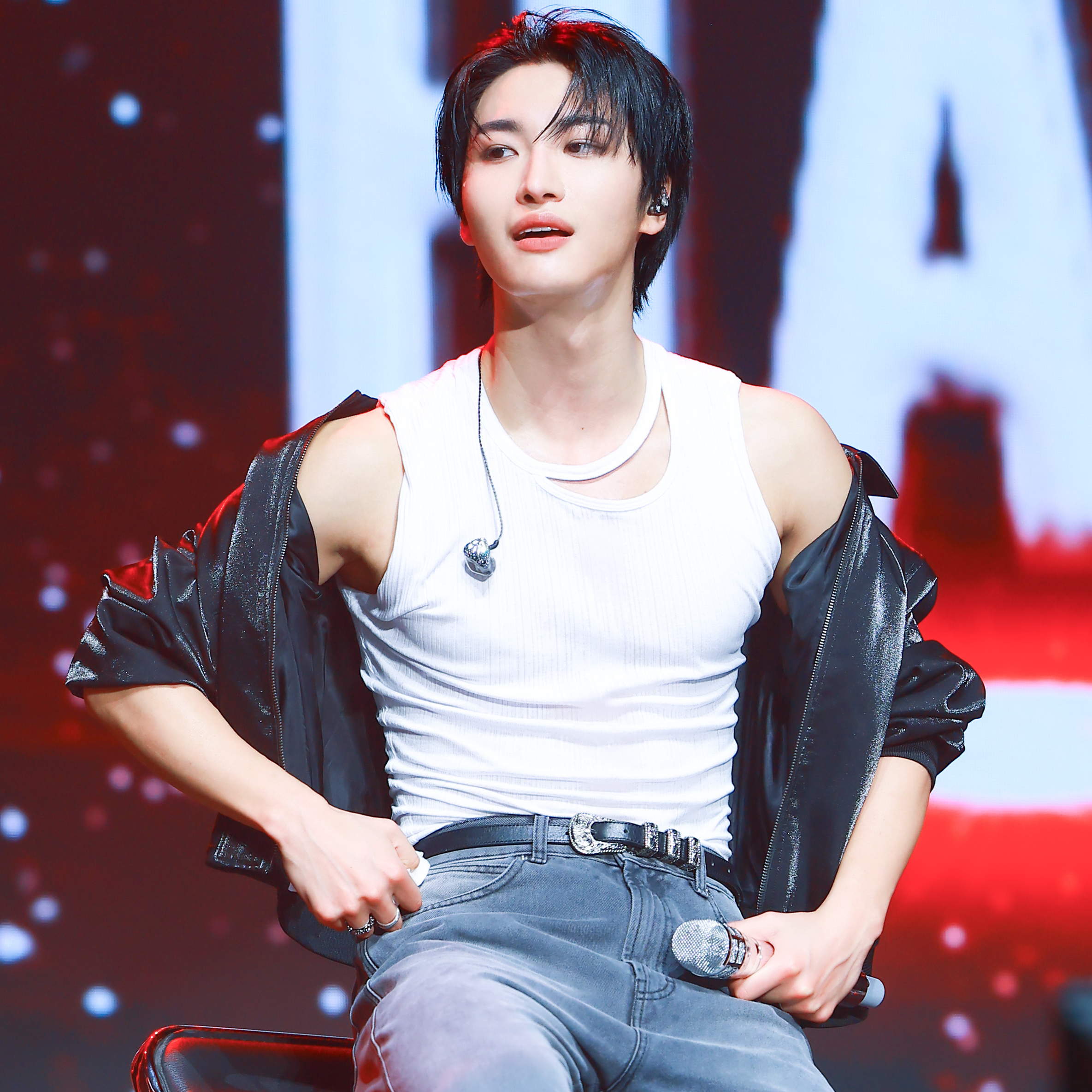 Behind-the-scenes cut of Seonghwa (ATEEZ)