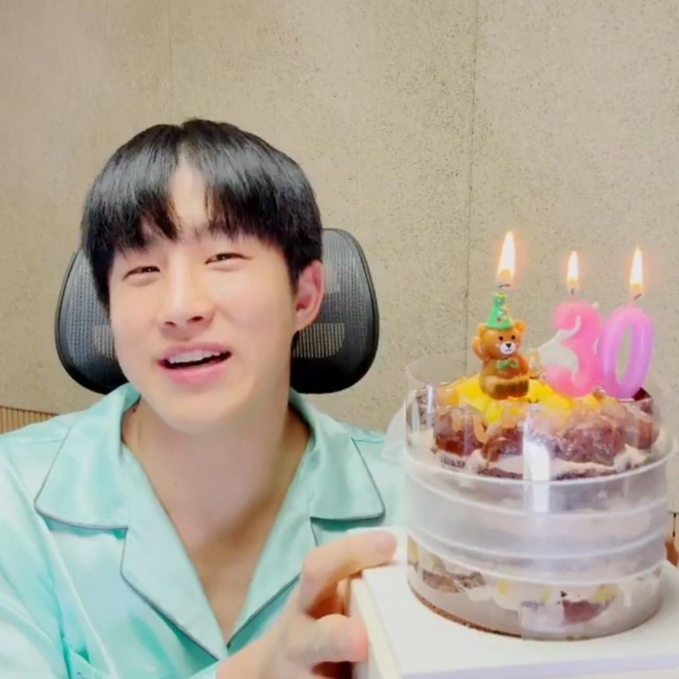 Recent activity shot of Jinjin (ASTRO)