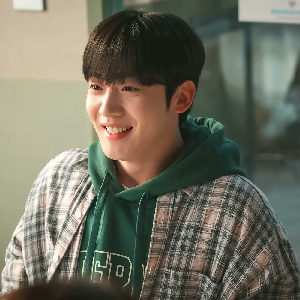 A moment captured by Kim Yohan (WEi)'s fan