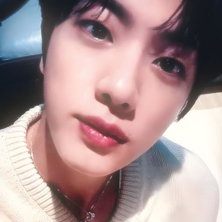 진 (방탄소년단)의 최신 사진