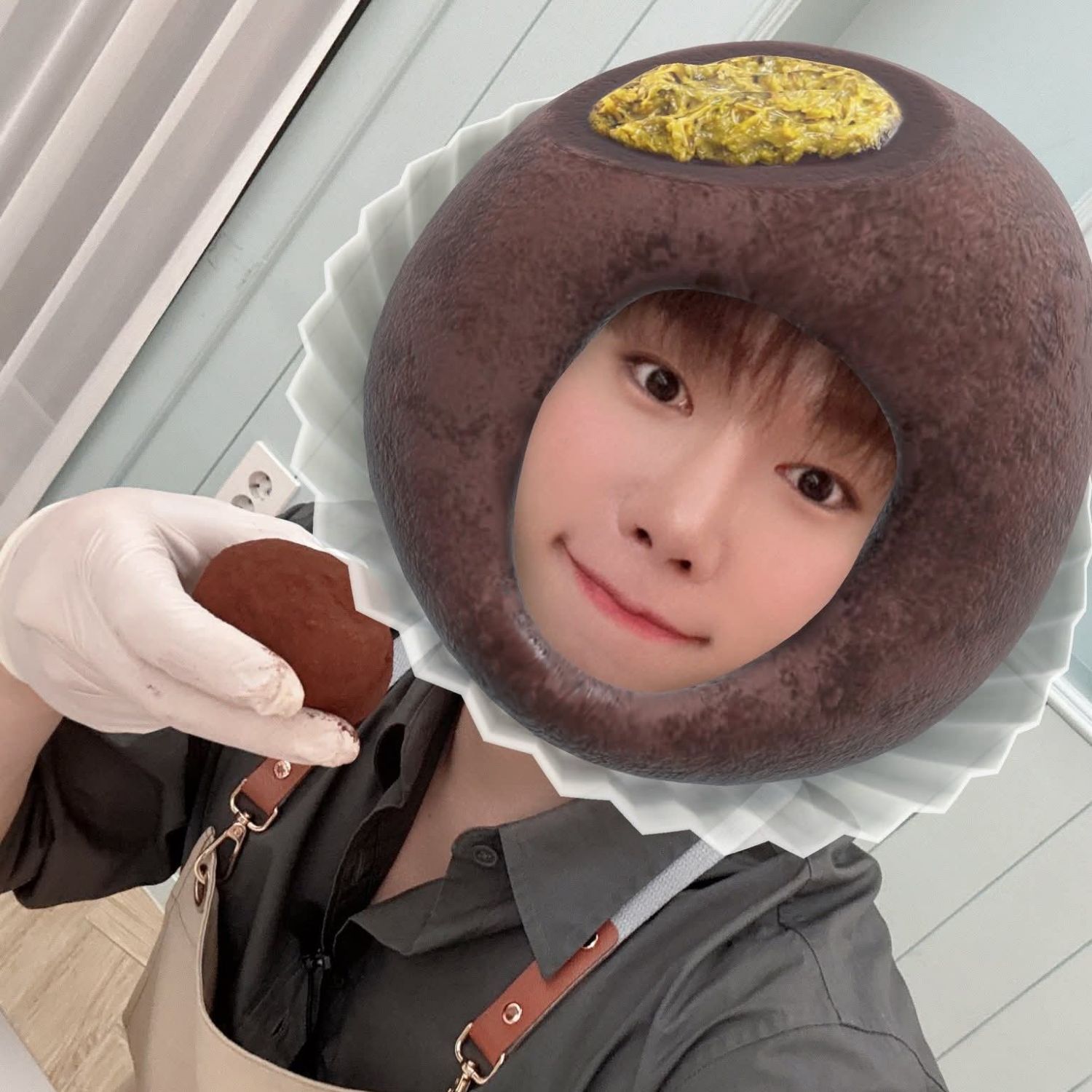 A moment captured by Wonho's fan