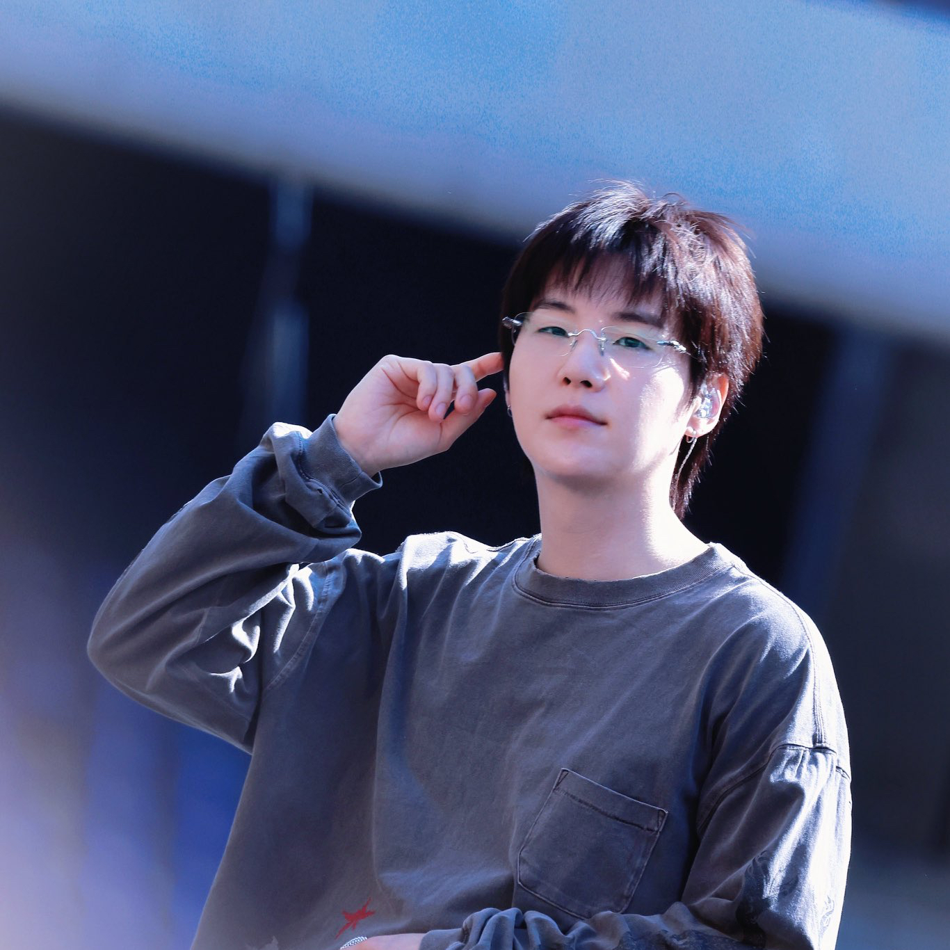 Foto aktivitas terbaru SUGA (BTS)