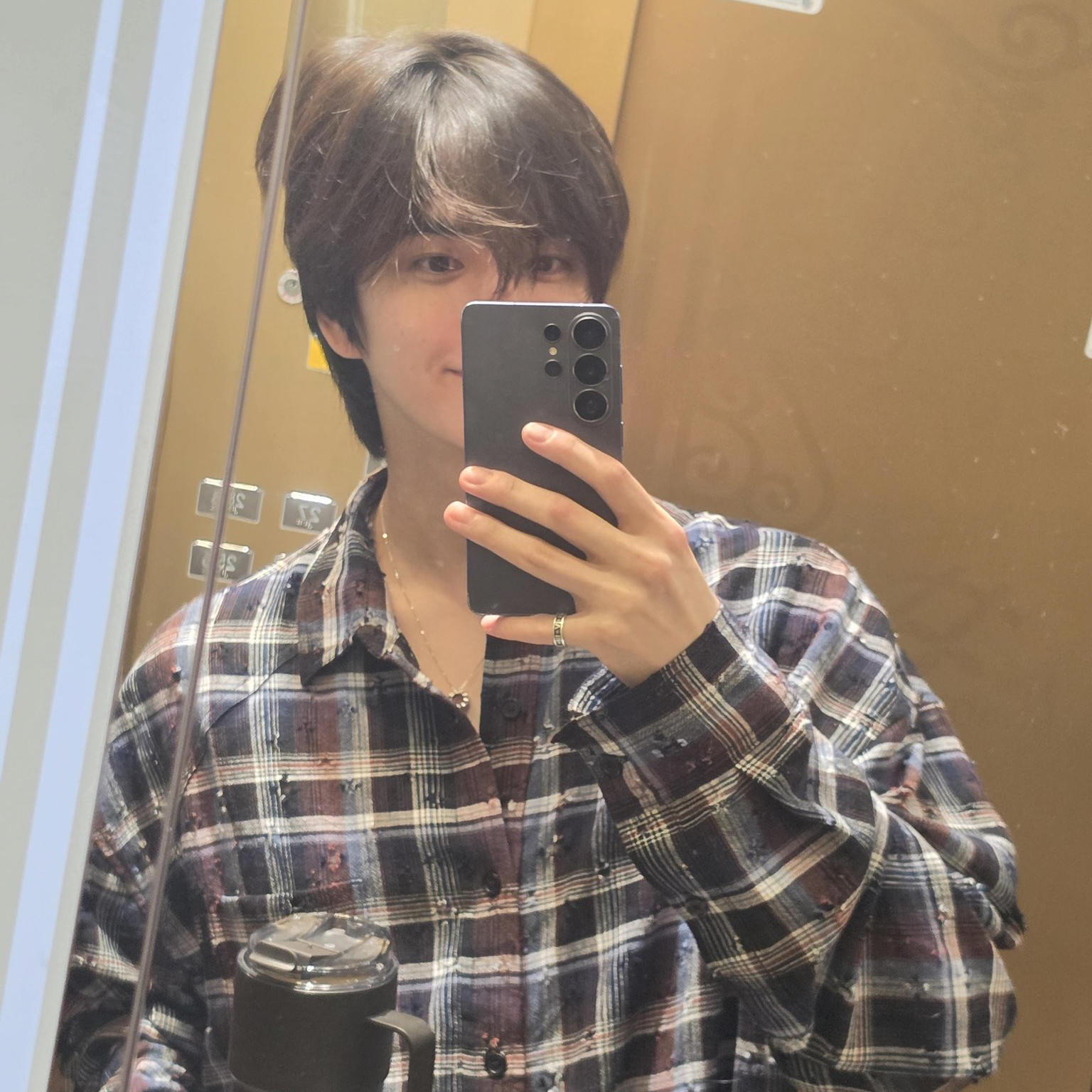 Latest photo of Younghoon (THE BOYZ)