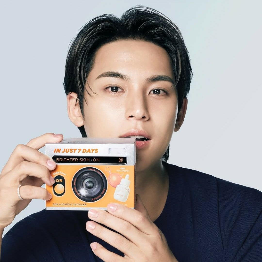 A moment captured by Mingyu (SEVENTEEN)'s fan