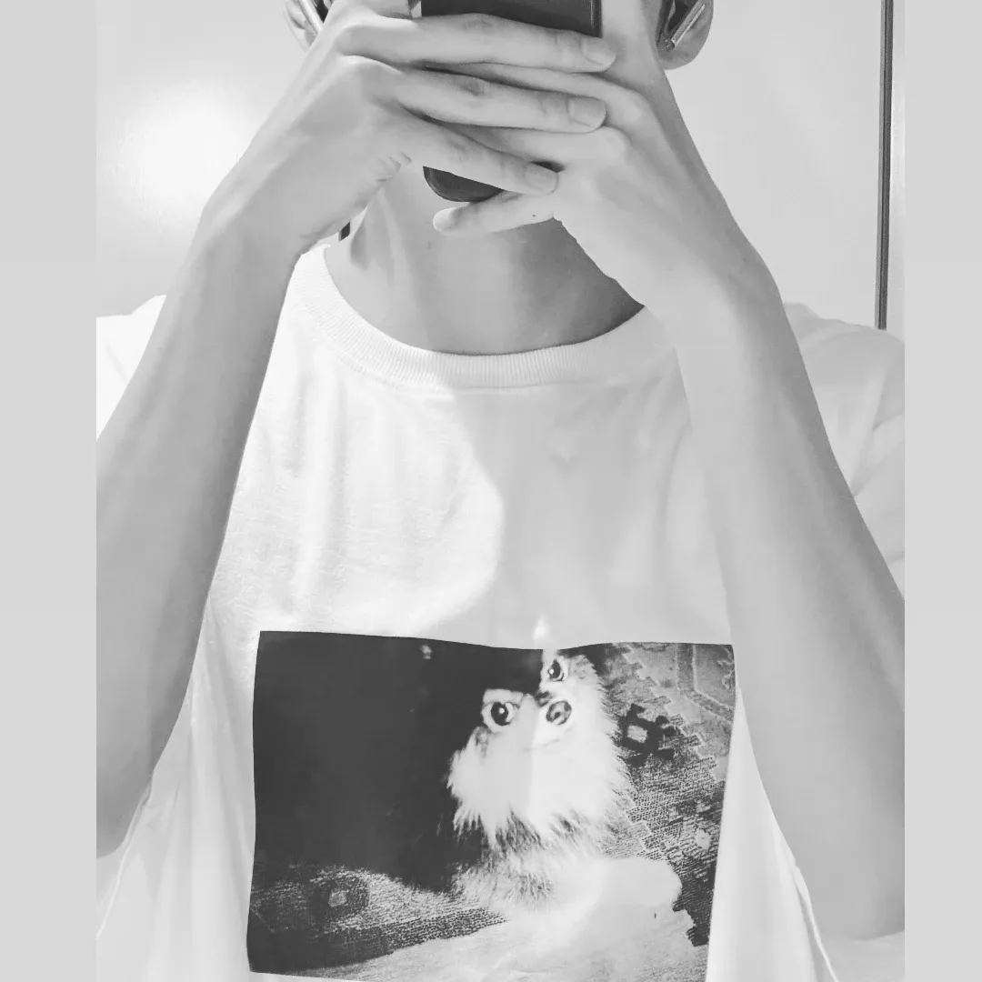 Behind-the-scenes cut of V (BTS)